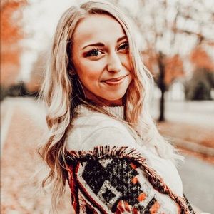 Meet your Posher, Rachel